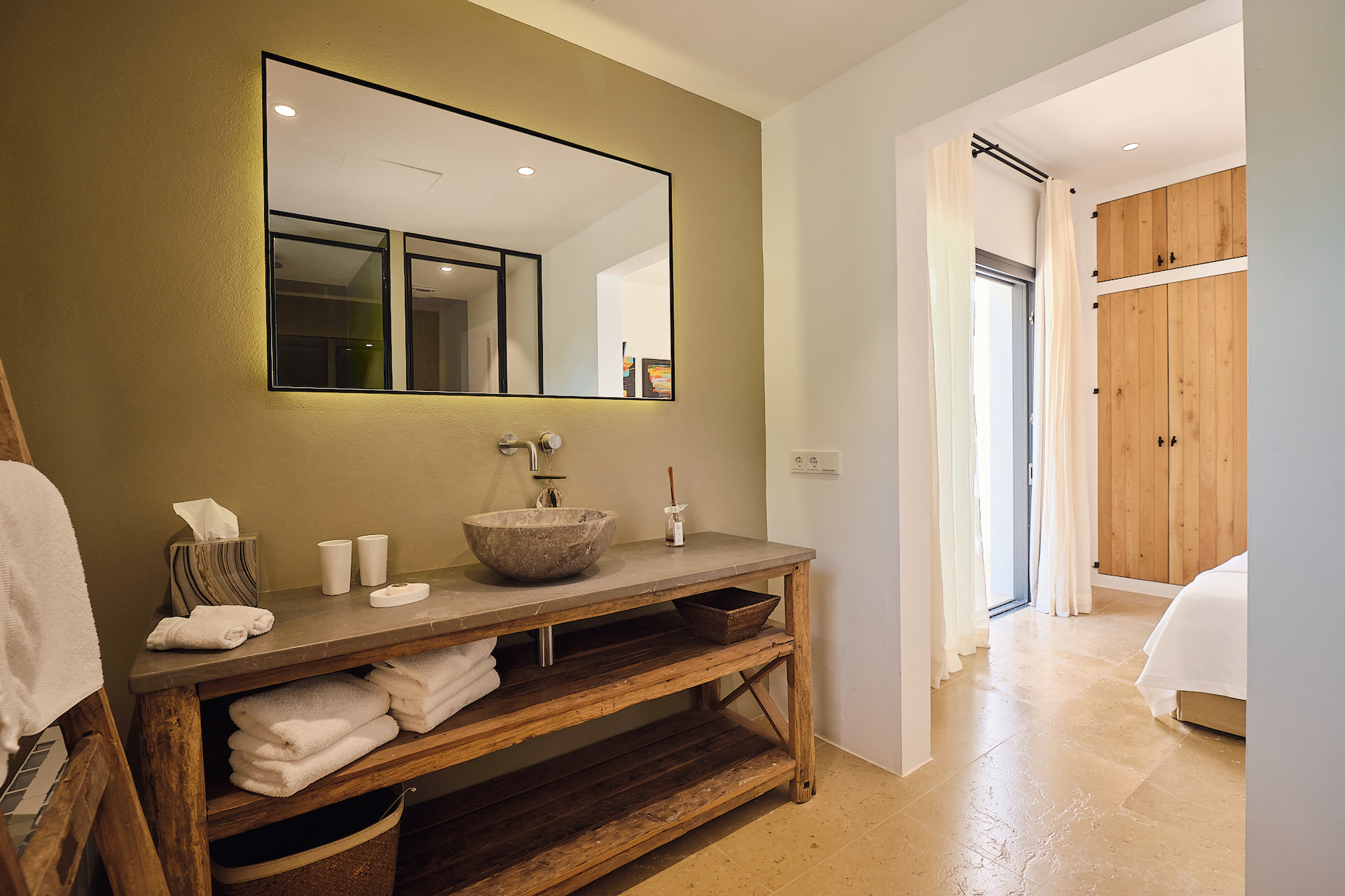 Resa Estates finca campo san jose Ibiza ensuite bathroom.jpg
